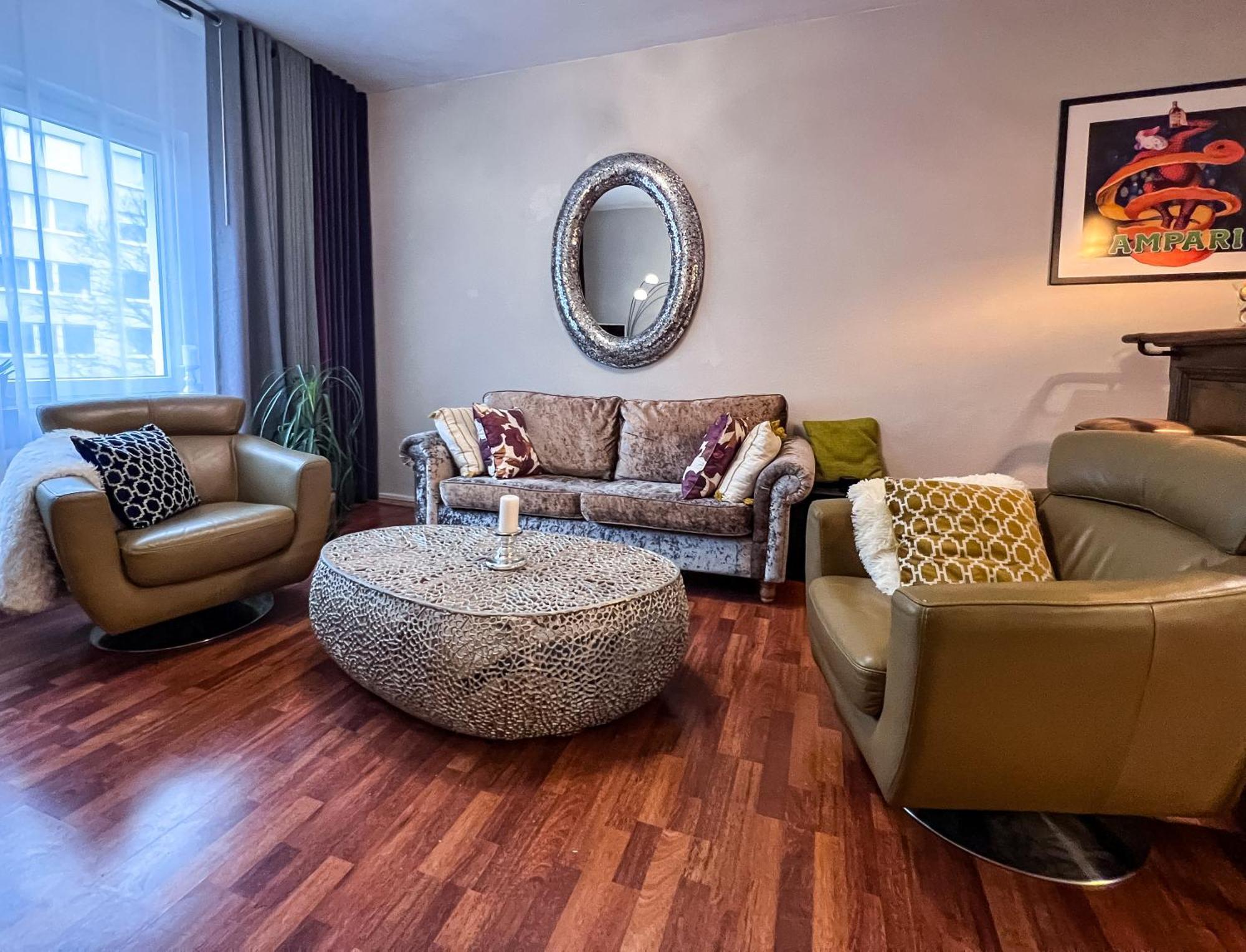 Big, Central And Charming Apartment On Schaafenstrasse Cologne Exterior photo